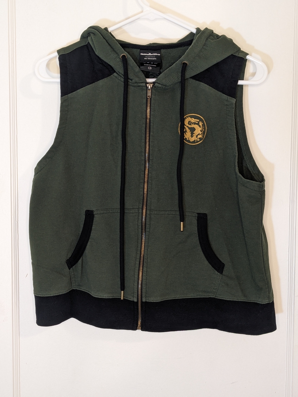 Her Universe Disney Mulan Zip Up Vest